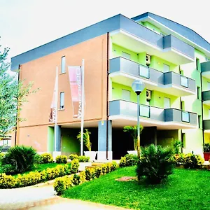 Isa Airport Appart hôtel